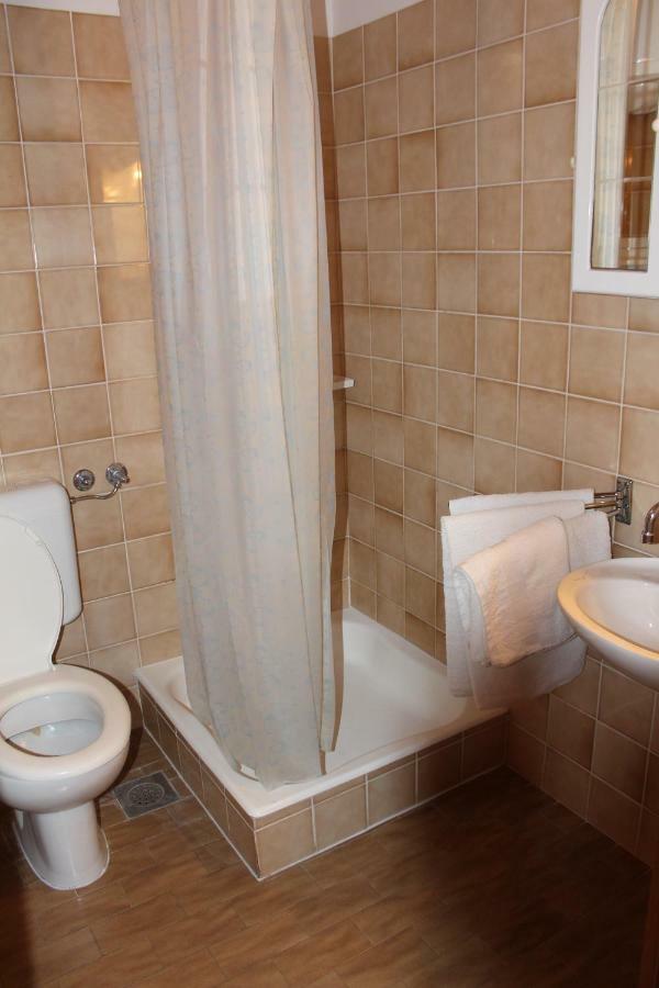 Small Apartment Merica Novalja Ngoại thất bức ảnh